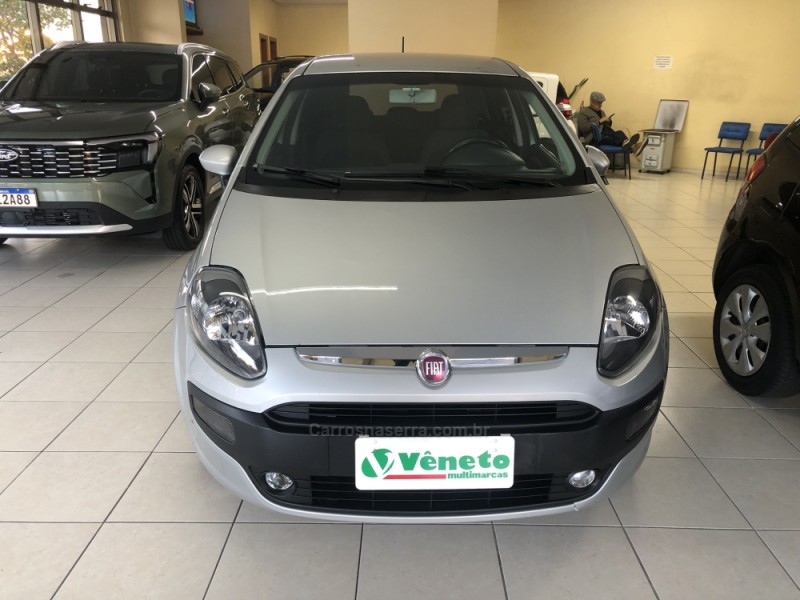 punto 1.4 attractive italia 8v flex 4p manual 2017 farroupilha