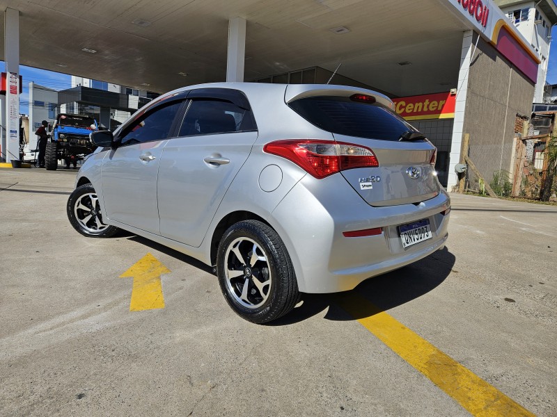 HB20 1.6 COMFORT 16V FLEX 4P MANUAL - 2018 - CAXIAS DO SUL