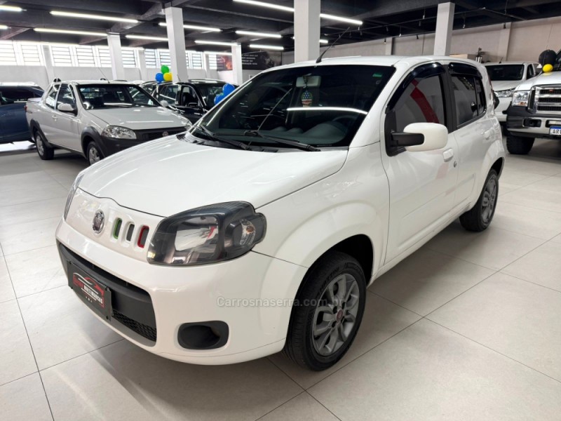 UNO 1.4 EVO ATTRACTIVE 8V FLEX 4P MANUAL - 2014 - CAXIAS DO SUL