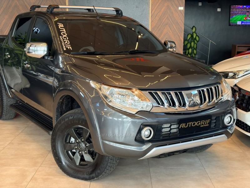 L200 TRITON 2.4 16V TURBO DIESEL SPORT HPE CD 4P 4X4 AUTOMÁTICO - 2018 - CAMPO BOM