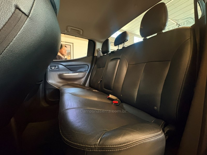 L200 TRITON 2.4 16V TURBO DIESEL SPORT HPE CD 4P 4X4 AUTOMÁTICO - 2018 - CAMPO BOM