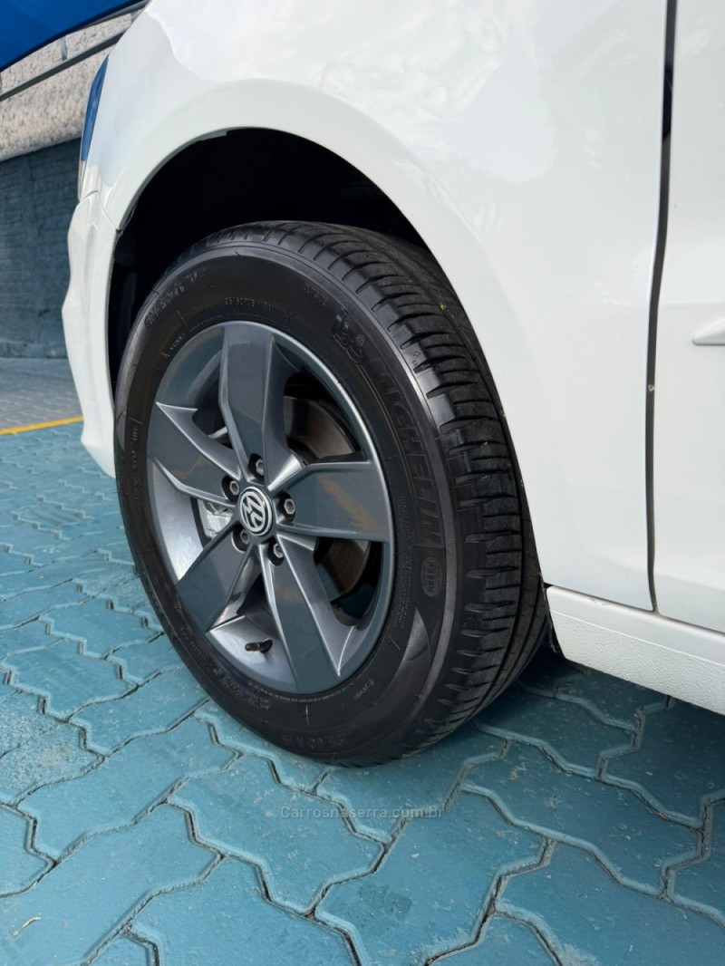 FOX 1.6 MSI TOTAL FLEX CONNECT 4P I-MOTION - 2017 - ESTâNCIA VELHA