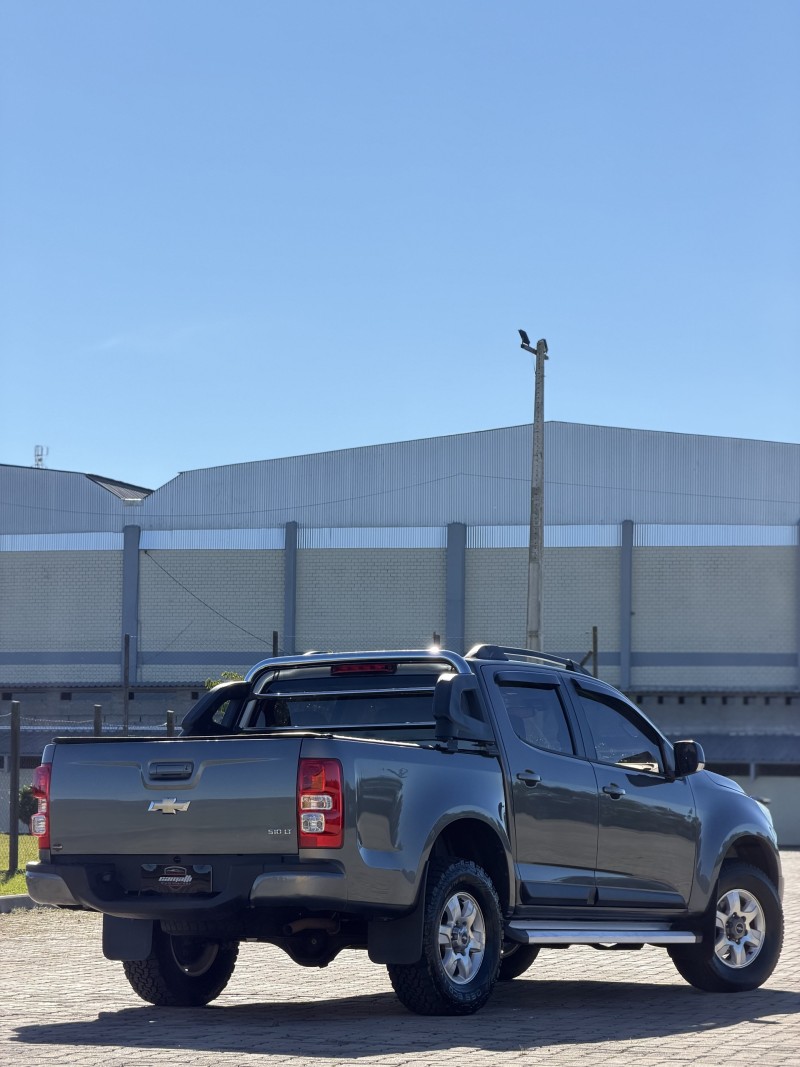 S10 2.4 LT 4X2 CD 8V FLEX 4P MANUAL - 2013 - ANTôNIO PRADO