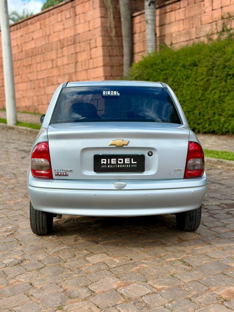 CORSA 1.0 MPFI CLASSIC 8V GASOLINA 4P MANUAL - 2009 - VENâNCIO AIRES