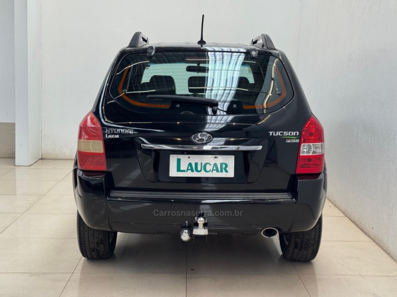 TUCSON 2.0 MPFI GLS 16V 143CV 2WD FLEX 4P AUTOMÁTICO - 2016 - CASCA