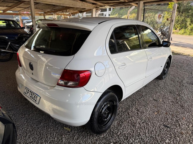 GOL 1.0 MI TREND 8V FLEX 4P MANUAL - 2009 - FARROUPILHA