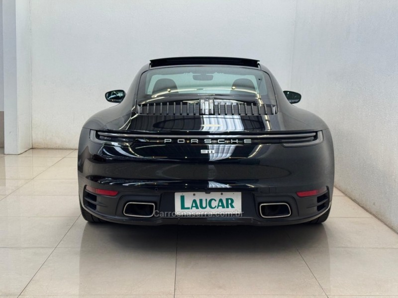 911 3.0 CARRERA COUPÉ AUTOMÁTICO - 2021 - CASCA