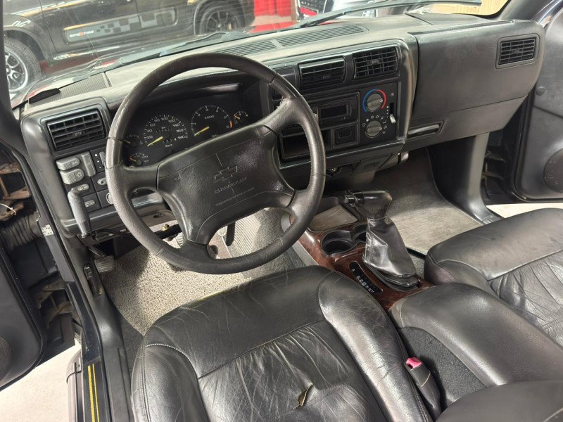 BLAZER 4.3 SFI DLX EXECUTIVE 4X2 V6 12V GASOLINA 4P AUTOMÁTICO - 2000 - CAXIAS DO SUL
