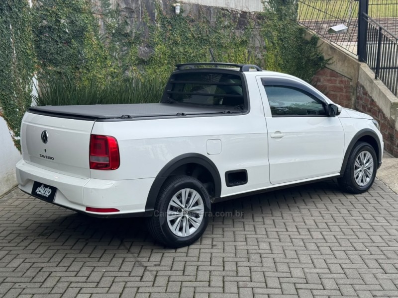 SAVEIRO 1.6 MI TRENDLINE CE 8V FLEX 2P MANUAL - 2022 - FARROUPILHA