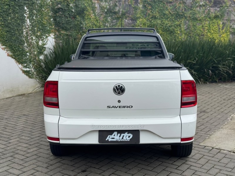 SAVEIRO 1.6 MI TRENDLINE CE 8V FLEX 2P MANUAL - 2022 - FARROUPILHA
