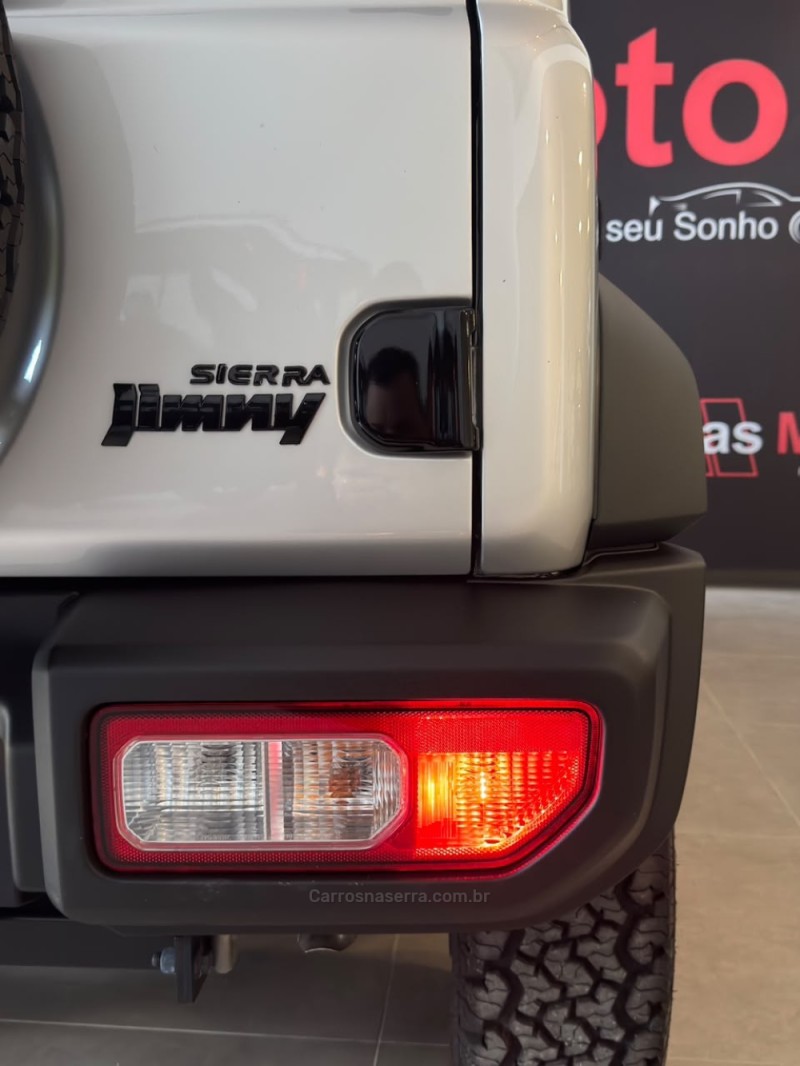 JIMNY 1.5 SIERRA 4YOU 4X4 2P GASOLINA MANUAL - 2023 - NOVO HAMBURGO