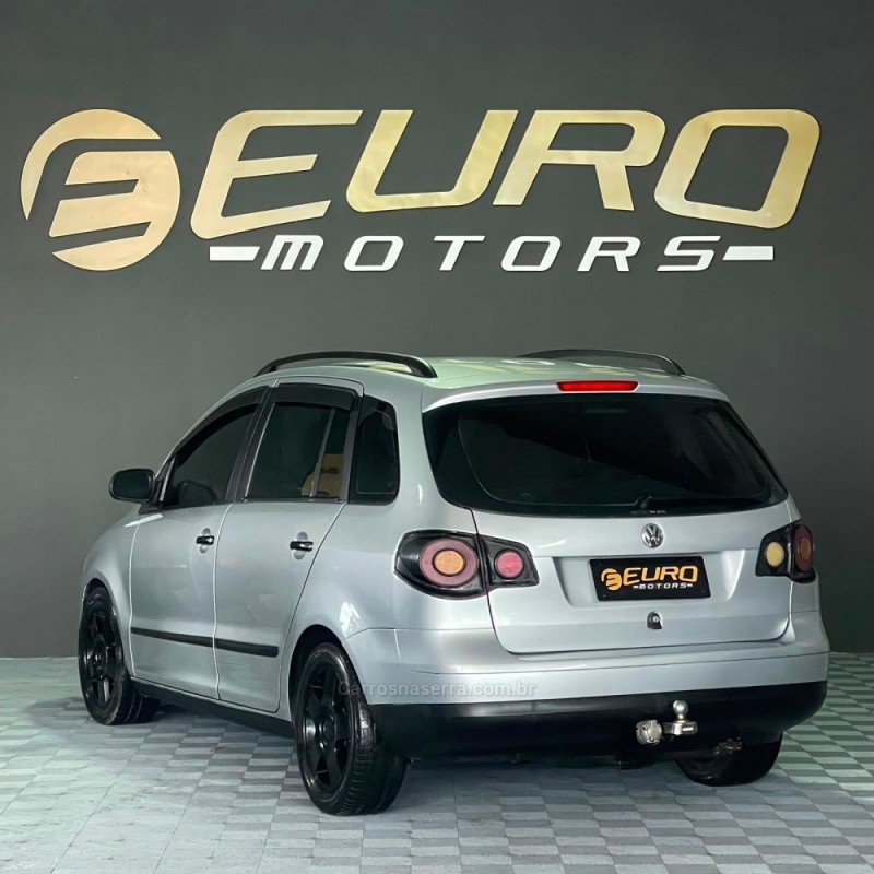 SPACEFOX 1.6 MI TREND 8V FLEX 4P MANUAL - 2007 - PORTãO
