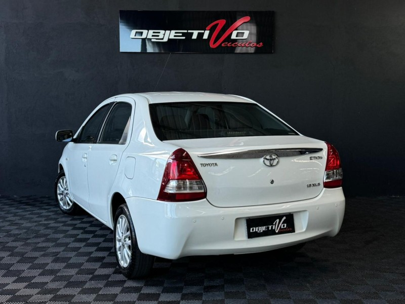 ETIOS 1.5 XLS SEDAN 16V FLEX 4P MANUAL - 2013 - CAXIAS DO SUL