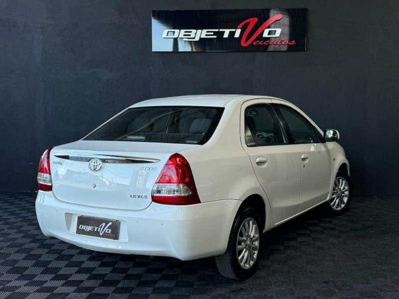 ETIOS 1.5 XLS SEDAN 16V FLEX 4P MANUAL - 2013 - CAXIAS DO SUL