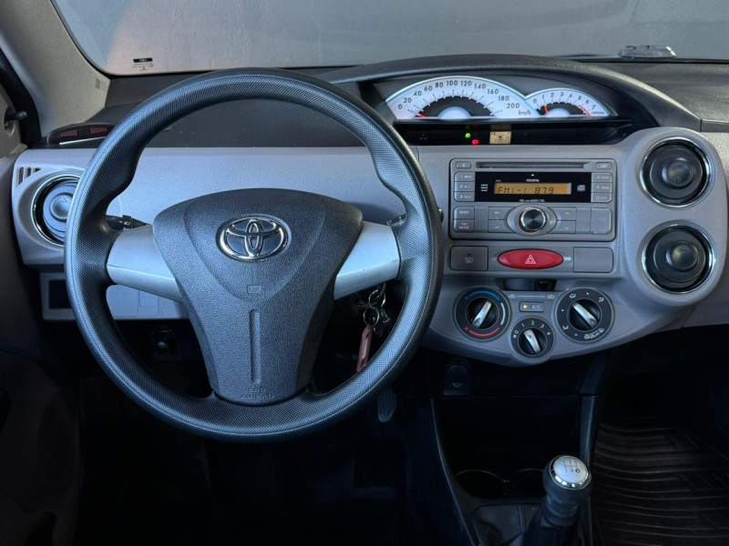 ETIOS 1.5 XLS SEDAN 16V FLEX 4P MANUAL - 2013 - CAXIAS DO SUL