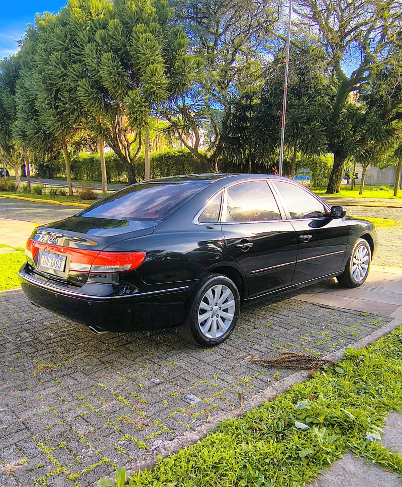 AZERA 3.3 MPFI GLS SEDAN V6 24V GASOLINA 4P AUTOMÁTICO - 2009 - FARROUPILHA