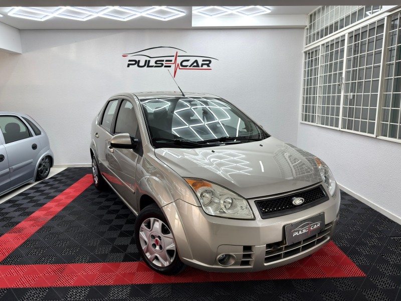 FIESTA 1.6 ROCAM SE SEDAN 8V FLEX 4P MANUAL - 2009 - CAXIAS DO SUL