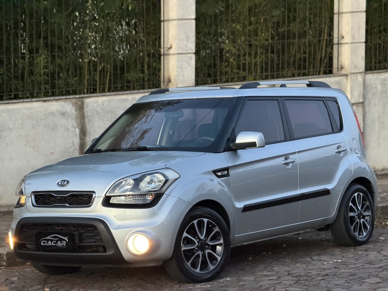 soul 1.6 ex 16v flex 4p automatico 2012 dois irmaos