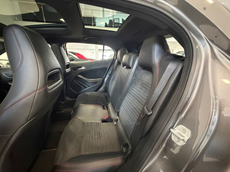 GLA 250 2.0 16V TURBO GASOLINA SPORT 4P AUTOMÁTICO - 2015 - BENTO GONçALVES
