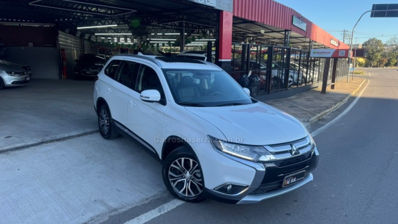 outlander 2.0 comfort 16v gasolina 4p automatico 2018 caxias do sul