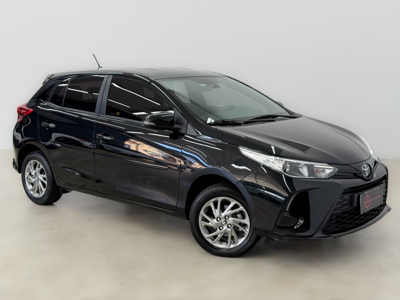 yaris 1.5 xs 16v flex 4p automatico 2023 caxias do sul