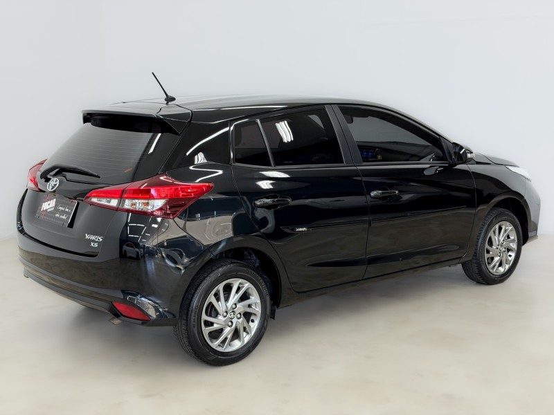 YARIS 1.5 XS 16V FLEX 4P AUTOMÁTICO - 2023 - CAXIAS DO SUL