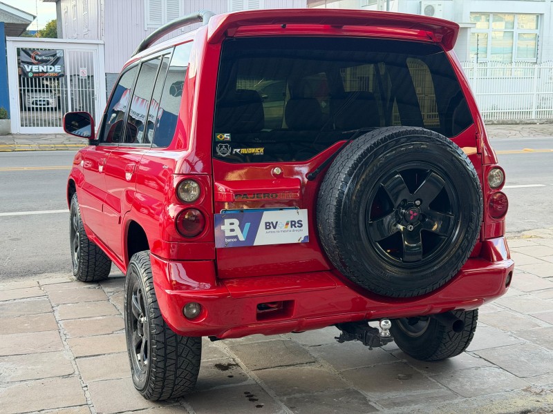 PAJERO TR4 2.0 4X4 16V 133CV FLEX 4P MANUAL - 2009 - CAXIAS DO SUL