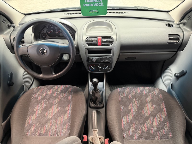 CORSA 1.0 MPFI MAXX SEDAN 8V FLEX 4P MANUAL - 2005 - CAXIAS DO SUL