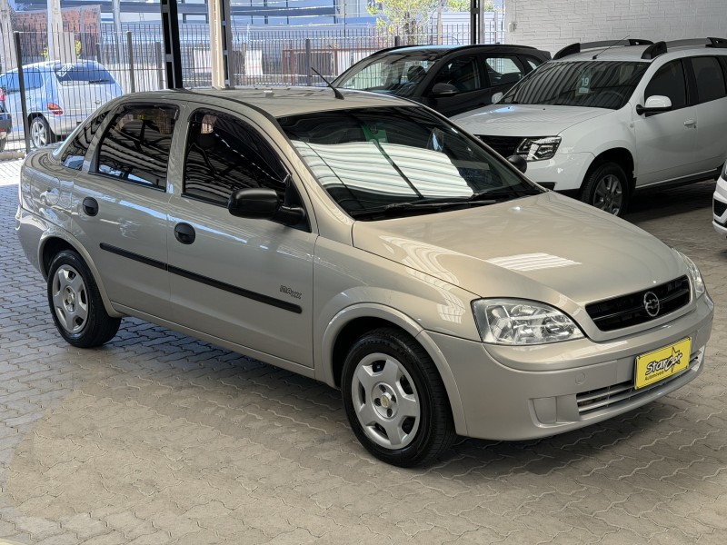 CORSA 1.0 MPFI MAXX SEDAN 8V FLEX 4P MANUAL - 2005 - CAXIAS DO SUL