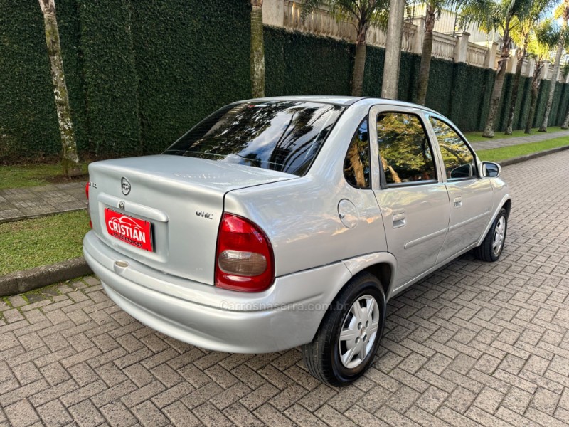 CORSA 1.0 MPFI CLASSIC SEDAN LIFE 8V FLEX 4P MANUAL - 2005 - CAXIAS DO SUL