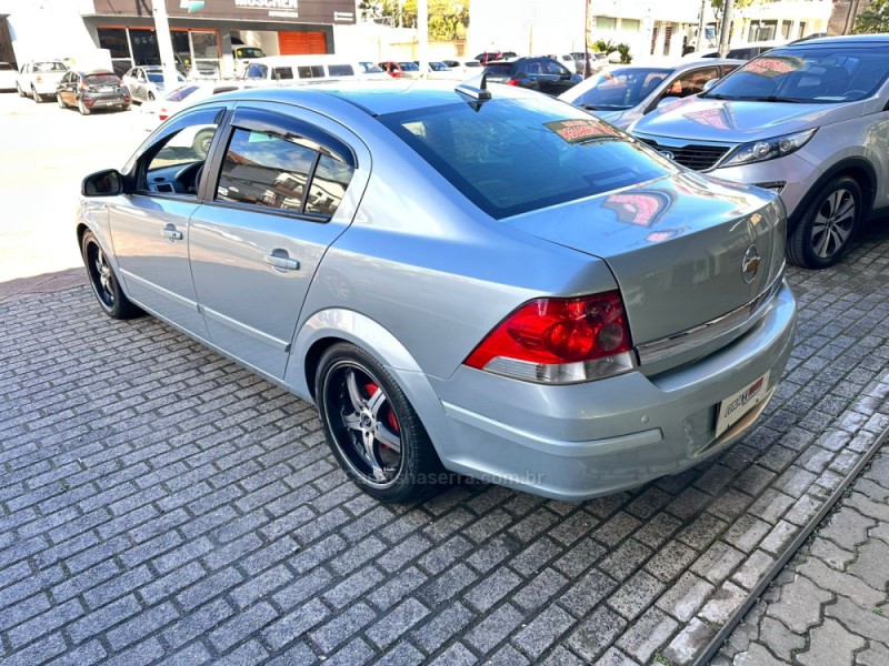 VECTRA 2.0 MPFI ELEGANCE 8V FLEX 4P MANUAL - 2008 - CAMPO BOM