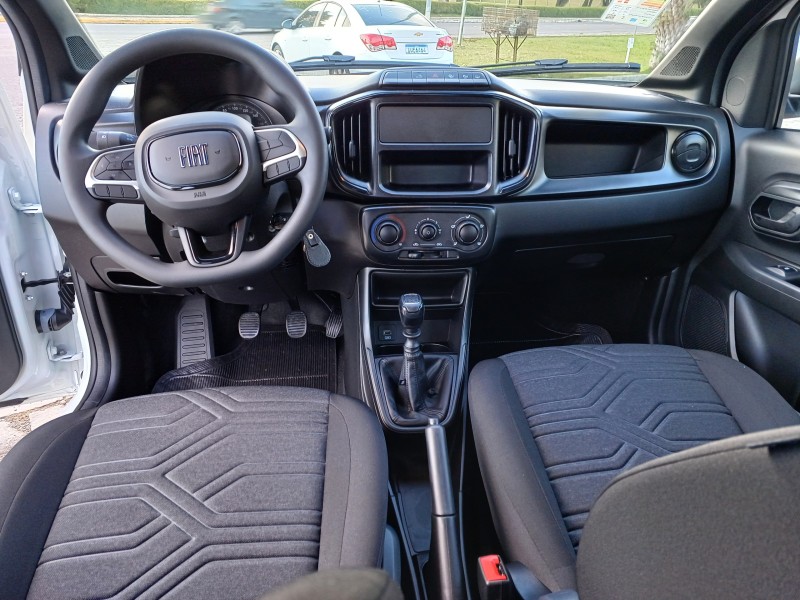STRADA 1.3 FIRE FREEDOM 8V CD FLEX 4P MANUAL - 2027 - FLORES DA CUNHA