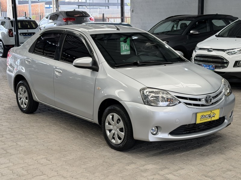 ETIOS 1.5 XS SEDAN 16V FLEX 4P MANUAL - 2014 - CAXIAS DO SUL