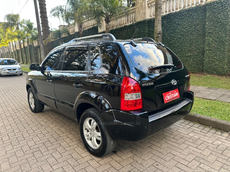 TUCSON 2.0 GL 2WD 16V GASOLINA 4P MANUAL - 2008 - CAXIAS DO SUL