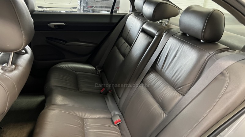 CIVIC 1.8 LXS 16V GASOLINA 4P AUTOMÁTICO - 2008 - BENTO GONçALVES