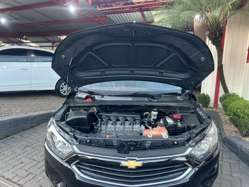 PRISMA 1.4 MPFI JOY 8V FLEX 4P MANUAL - 2019 - TRêS COROAS