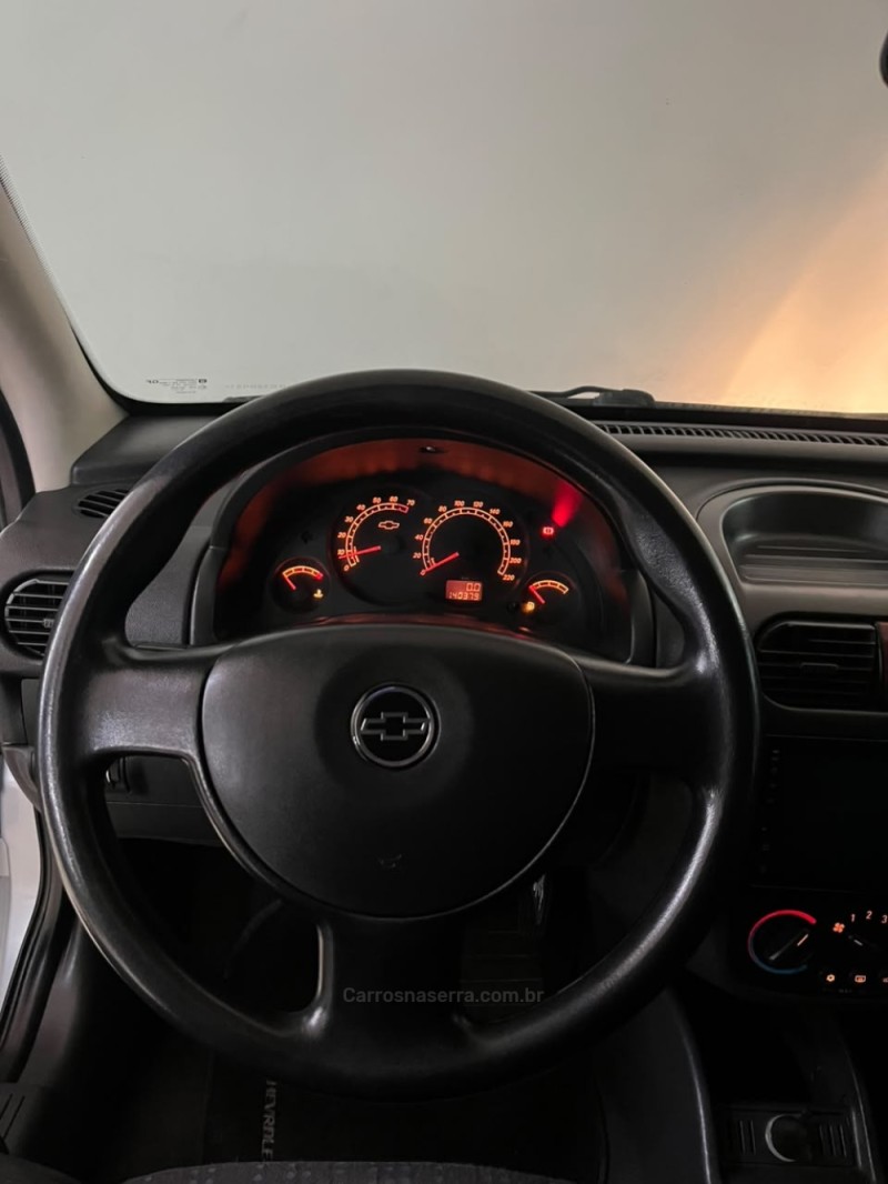 CORSA 1.4 MPFI MAXX 8V FLEX 4P MANUAL - 2011 - CAXIAS DO SUL