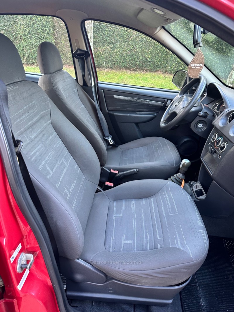 PRISMA 1.0 MPFI VHCE MAXX 8V FLEX 4P MANUAL - 2010 - CAXIAS DO SUL