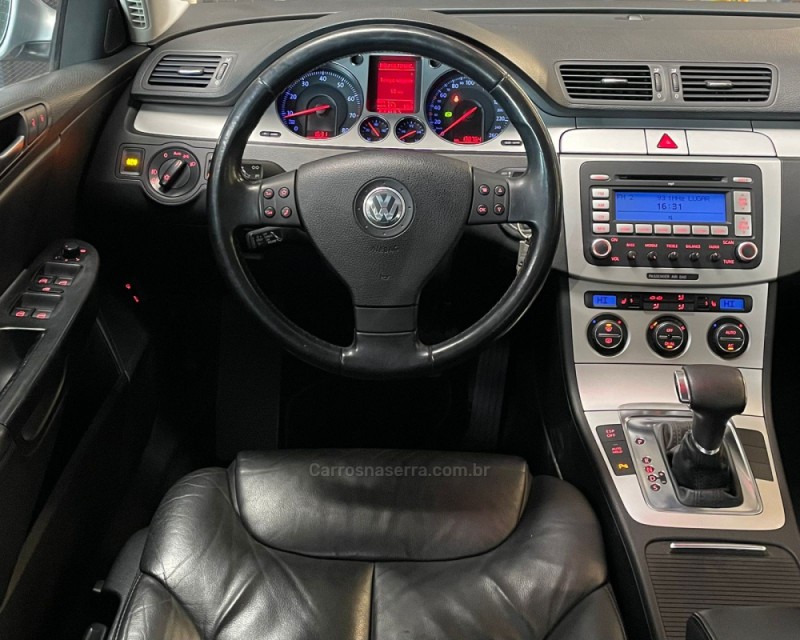 PASSAT 2.0 FSI COMFORTLINE 16V TURBO GASOLINA 4P TIPTRONIC - 2009 - VACARIA