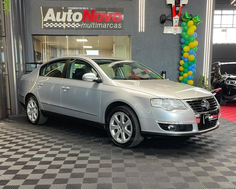 PASSAT 2.0 FSI COMFORTLINE 16V TURBO GASOLINA 4P TIPTRONIC - 2009 - VACARIA