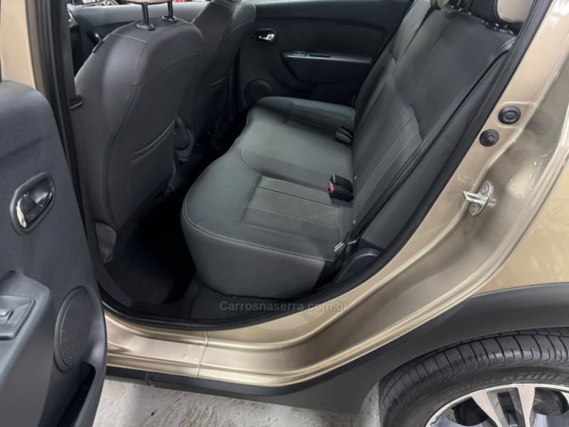 SANDERO 1.6 STEPWAY ICONIC X-TRONIC 16V FLEX 4P AUTOMÁTICO - 2020 - CAXIAS DO SUL