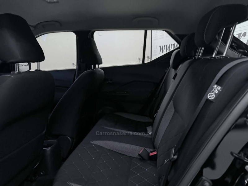 KICKS 1.6 SV 16V FLEXSTART 4P AUTOMÁTICO - 2017 - PORTO ALEGRE