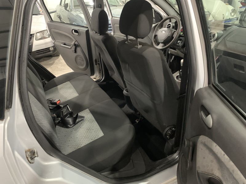 FIESTA 1.6 MPI HATCH 8V FLEX 4P MANUAL - 2014 - CAXIAS DO SUL