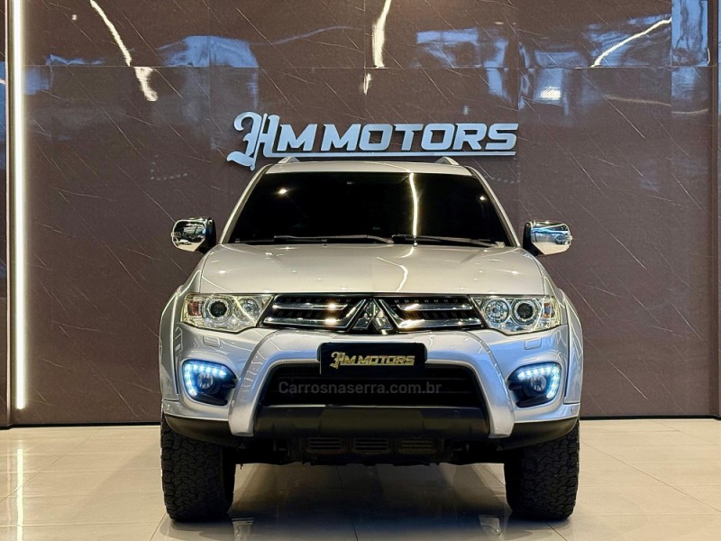 PAJERO DAKAR 3.2 HPE 4X4 7 LUGARES 16V TURBO INTERCOOLER DIESEL 4P AUTOMÁTICO - 2018 - CAXIAS DO SUL