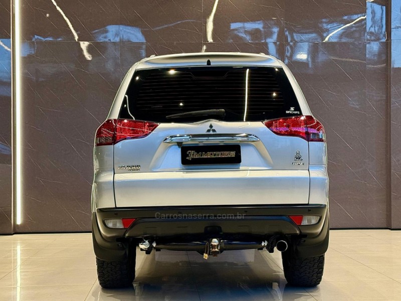 PAJERO DAKAR 3.2 HPE 4X4 7 LUGARES 16V TURBO INTERCOOLER DIESEL 4P AUTOMÁTICO - 2018 - CAXIAS DO SUL