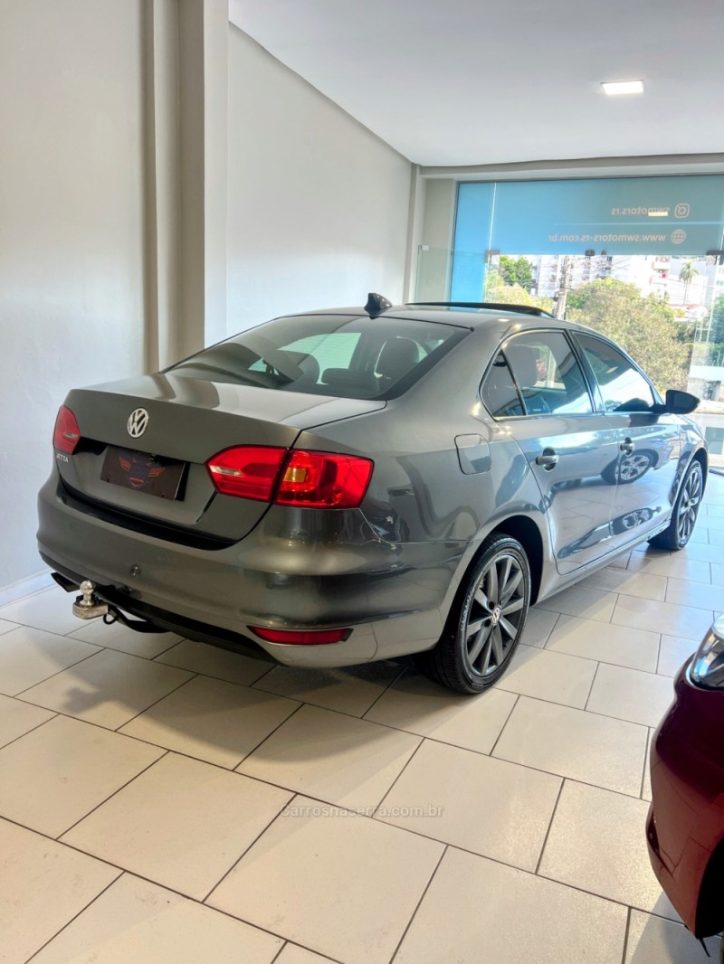 JETTA 2.0 COMFORTLINE FLEX 4P TIPTRONIC - 2013 - GARIBALDI