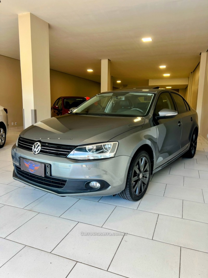 JETTA 2.0 COMFORTLINE FLEX 4P TIPTRONIC - 2013 - GARIBALDI