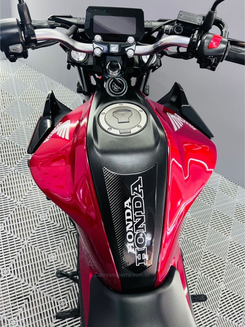 CB 300F TWISTER ABS - 2025 - CAMPO BOM