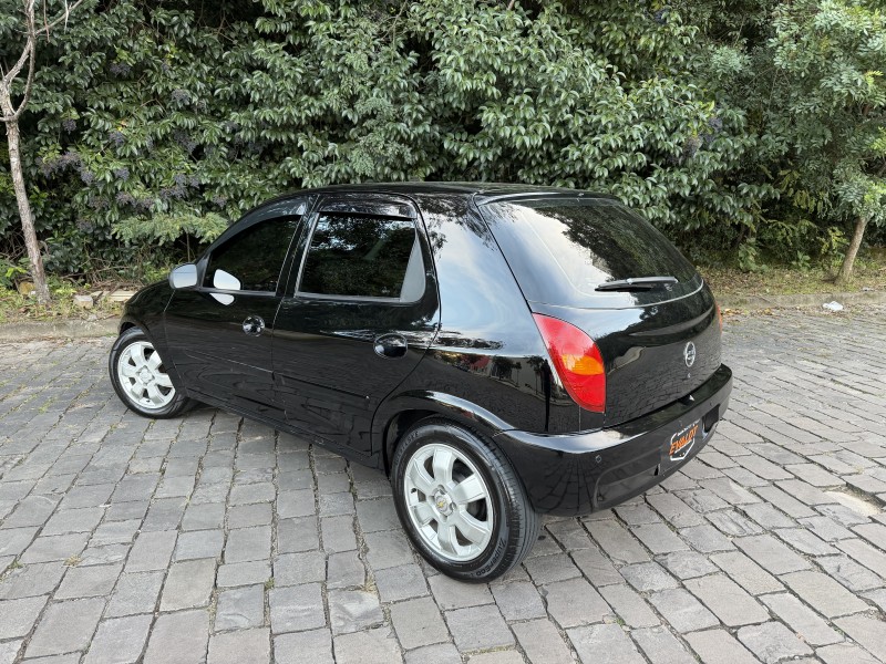 CELTA 1.0 MPFI VHC SUPER 8V GASOLINA 4P MANUAL - 2004 - CAXIAS DO SUL