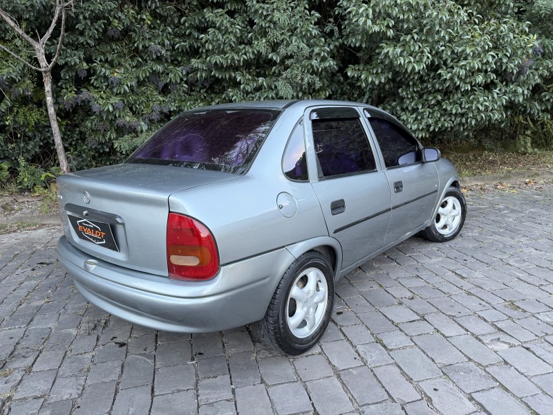 CORSA 1.6 MPFI GL SEDAN 8V GASOLINA 4P MANUAL - 1997 - CAXIAS DO SUL
